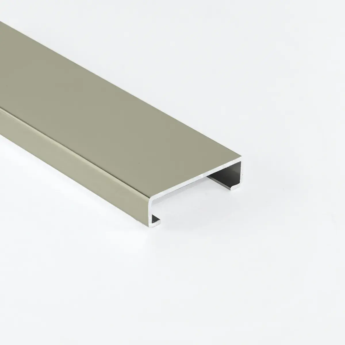 Listelos decorativos de aluminio